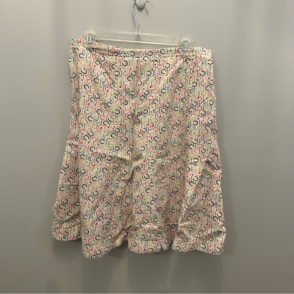 I.E. relaxed full skirt. Women’s 10.